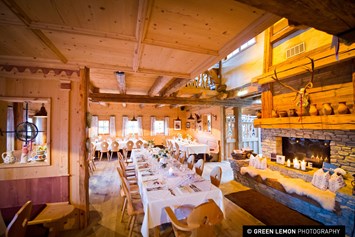 Hochzeit: Die Latschenhütte bietet Platz für bis zu 200 Personen.
Foto © greenlemon.at - Latschenhütte