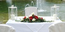 Hochzeit - Festzelt - Österreich - Eine Trauung unter freiem Himmel und am Teich im Grandhotel Niederösterreichischer Hof in Lanzenkirchen. - Grandhotel Niederösterreichischer Hof