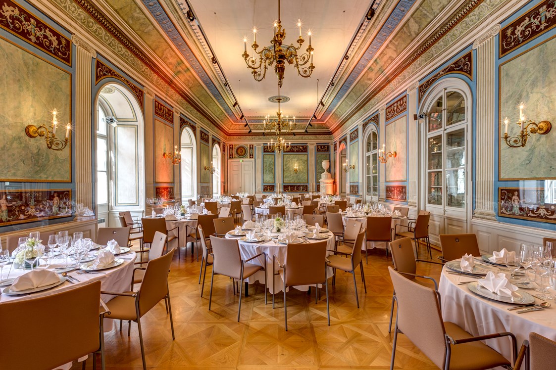 Hochzeit: Der Empiresaal wurde schon im 17. Jahrhundert als Speisesaal genutzt - Schloss Esterházy