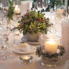 Hochzeit: Ihre Hochzeitstafel gestalten wir Ihnen individuell nach Wunsch - Retter Bio-Natur-Resort****