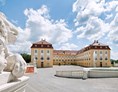 Hochzeit: Schloss Hof in Niederösterreich
 - Schloss Hof