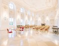 Hochzeit: Standesamtliche Trauung im Festsaal
 - Schloss Hof