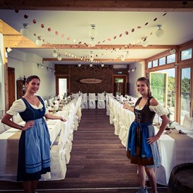 Hochzeit: Der große Festsaal des Mirli fast 100 Hochzeitsgäste. - Mirli