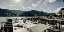 Hochzeit - Umgebung: am See - Salzburg - Die Seeterrasse SEE LA VIE mit Blick auf Zell am See. - Seehotel Bellevue****s