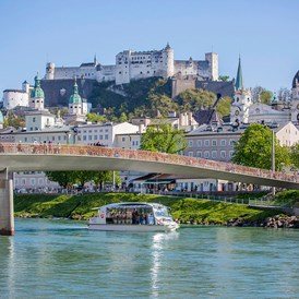Hochzeit: Salzburg Stadt Schiff-Fahrt