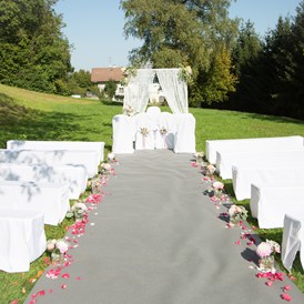 Hochzeit: Freie Trauung im Schlossgarten! - Stadtplatz 1