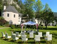 Hochzeit: Standesamtliche Trauung im Schlosspark - Schloss Thörl