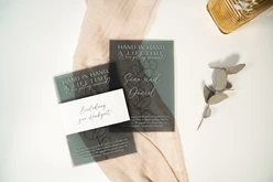 Magie de mariage moderne : les cartes et sous-verres en acrylique sont à la mode - hochzeits-location.info