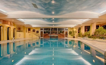 Getting married in the thermal baths: Part 4 - Thermenwelt Hotel Pulverer - hochzeits-location.info