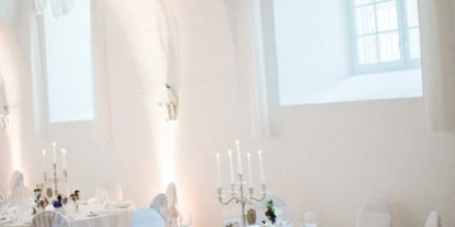 Hochzeit - Sommerhochzeit - PLZ 2473 (Österreich) - Der Festsaal des Barockjuwel Schloss Halbturn im Burgenland.
Foto © stillandmotionpictures.com - Schloss Halbturn - Restaurant Knappenstöckl