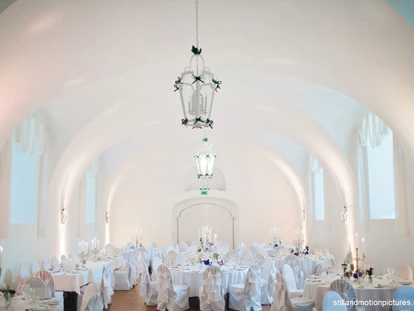 Wedding - Fertörákos - Der Festsaal des Barockjuwel Schloss Halbturn im Burgenland.
Foto © stillandmotionpictures.com - Schloss Halbturn - Restaurant Knappenstöckl
