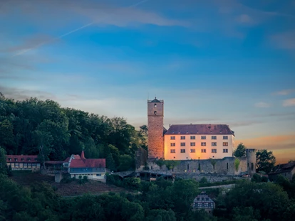 Nozze - Umgebung: am Land - Schöntal - Heiraten auf Schloss Horneck / Eventscheune 