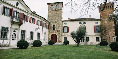 Bruiloft - Capriva del Friuli - Heiraten im Castello di Buttrio in Italien.
Foto © henrywelischweddings.com - Castello di Buttrio