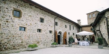 Bruiloft - Capriva del Friuli - Hochzeit im Castello di Buttrio in Italien.
Foto © henrywelischweddings.com - Castello di Buttrio