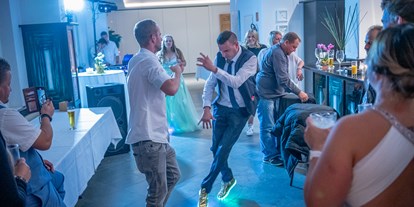 Hochzeit - Geeignet für: Gala, Tanzabend und Bälle - Forstau (Steinbach an der Steyr) - Partystimmung - ABP Burgers