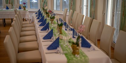 Hochzeit - Hochzeitsessen: mehrgängiges Hochzeitsmenü - Aigen im Ennstal - Tischdekoration - ABP Burgers