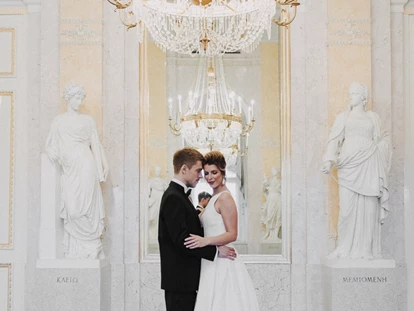 Wedding - Art der Location: ausgefallene Location - Wien-Stadt Ottakring - © Ivory Rose Photography - Albertina