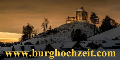 Bruiloft - Umgebung: am Land - Leutkirch im Allgäu - Winterhochzeiten auf Schloss Waldburg - Schloss Waldburg