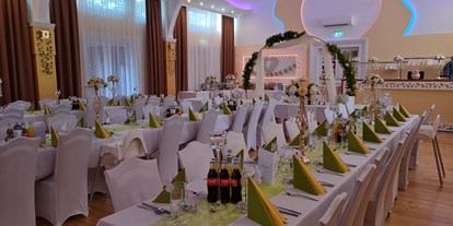 Hochzeit - Umgebung: in einer Stadt - Hochzeitssaal Wien Rosental