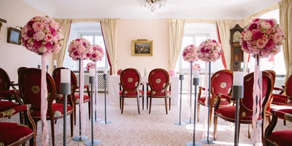 Hochzeit - Hochzeits-Stil: Boho-Glam - Stockham (Straßwalchen) - Standesamtliche Trauung im Rosa Salon
Civil Ceremony at Pink Salon - Schloss Fuschl, A Luxury Collection Resort & Spa