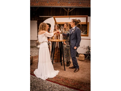 Bruiloft - Frühlingshochzeit - Duitsland - Hochzeitslocation Lamplstätt - 3 Tage feiern ohne Sperrstunde