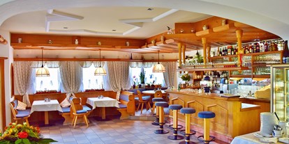 Hochzeit - nächstes Hotel - Jenbach - Cafe Restaurant Tennladen - Bar - Cafe Restaurant Tennladen 