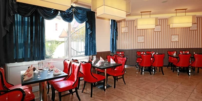 Mariage - Frühlingshochzeit - Olten - Nebenraum der für Hochzeiten nach Wunsch dekoriert werden kann - Chinarestaurant Fudu Rheinfelden