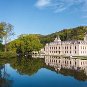 Luogo del matrimonio - Schloss Hernstein mit Spiegelung im Teich
Copyright: Peter Hruska
 - Schloss Hernstein
