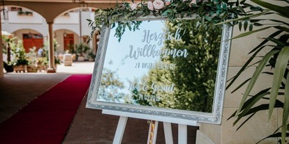 Hochzeit - Hochzeits-Stil: Rustic - Herzlich Willkommen im Weinschloss - Weinschloss Thaller