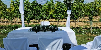 Hochzeit - Garten - Niederösterreich - standesamtliche od freie Trauung/Festwiese - W4 - Wein l Genuss l Kultur