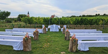 Hochzeit - Geeignet für: Hochzeit - Bezirk Horn - standesamtliche od freie Trauung/Festwiese - W4 - Wein l Genuss l Kultur