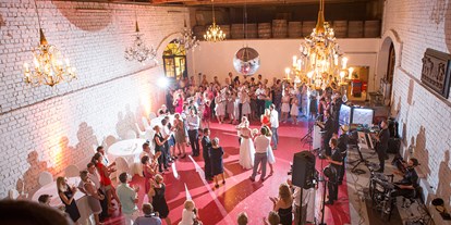 Hochzeit - Saaß (Garsten, Aschach an der Steyr) - Heiraten am Burnerhof in Oberösterreich.
Foto © sandragehmair.com - Burnerhof