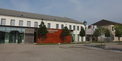 Hochzeit - Hausruck - Die Kitzmantelfabrik in Vorchdorf.
Foto (c) sandragehmair.com - Kitzmantelfabrik Vorchdorf