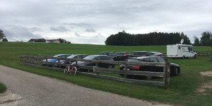 Hochzeit - Kastl (Landkreis Altötting) - Ausreichend Parkplätze vorhanden. - Oida Voda - Das Leben ist schön!