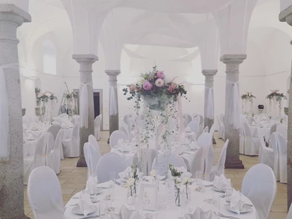 Hochzeit - Hochzeits-Stil: Boho-Glam - Weißenberg (Ansfelden) - Schloss Events Enns