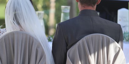 Hochzeit - Geeignet für: Vernissage oder Empfang - PLZ 4040 (Österreich) - Freie Trauung im Schlosshof - Schloss Events Enns