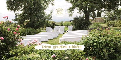 Hochzeit - nächstes Hotel - Rosenegg (Garsten) - Es besteht die Möglichkeit die standesamtliche Hochzeit mitten im Grünen abzuhalten, in Mitten eines Blumenmeers.  - Fest.Garten Schiefermair