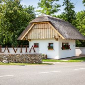 Hochzeit: Hoteleinfahrt - VILA VITA Pannonia