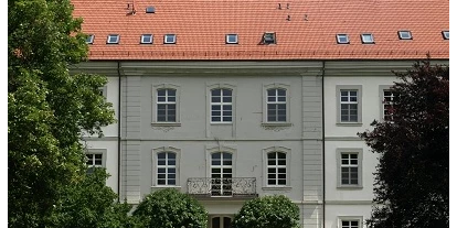 Nozze - Art der Location: Schloss - Baden-Württemberg - Schloss Messelhausen, Ansicht vom Park - SCHLOSS MESSELHAUSEN