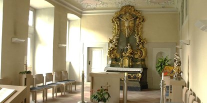 Hochzeit - Art der Location: Waldhochzeit - Großrinderfeld - Kapelle in Schloss Messelhausen - SCHLOSS MESSELHAUSEN