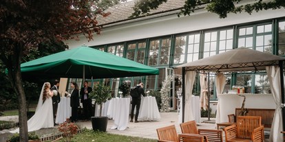 Hochzeit - Hochzeitsessen: 3-Gänge Hochzeitsmenü - PLZ 1100 (Österreich) - (c) Sternenglück Fotografie  - Orangerie Europahaus Wien