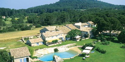Hochzeit - Umgebung: im Park - Provence-Alpes-Côte d'Azur - Le Mas de la Rose