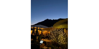 Mariage - Lermoos - Abends im Geheimen Garten

4Eck Restaurant Garmisch Hochzeitslocation - 4ECK Restaurant & Bar 