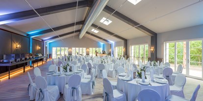 Hochzeit - Art der Location: Gasthaus - Blossin - Großer Eventsaal - Freilich am See
