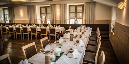 Hochzeit - Kitzelsbach - Die Ochsenstube des Ochsenwirt in Neumarkt im Mühlkreis bietet Platz für 60 Hochzeitsgäste. - Ochsenwirt