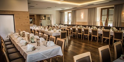 Hochzeit - PLZ 4352 (Österreich) - Die Ochsenstube des Ochsenwirt in Neumarkt im Mühlkreis bietet Platz für 60 Hochzeitsgäste. - Ochsenwirt