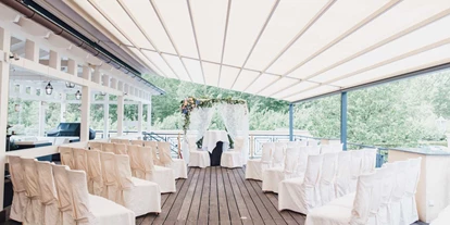 Wedding - Meinerzhagen - Für eine Trauung unter freiem Himmel bietet das Hotel & Restaurant DRESEL eine überdachte Terrasse mit Weitblick. - Hotel & Restaurant DRESEL