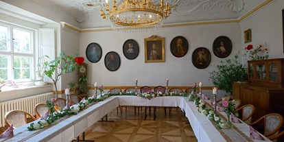 Hochzeit - Umgebung: am Fluss - Vorpommern - Historischer Festsaal/Ahensaal - Wasserburg Turow
