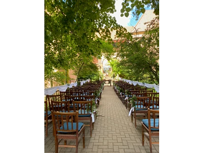 Wedding - Geeignet für: Seminare und Meetings - Sommersdorf (Mecklenburgische Seenplatte) - Trauung auf der Brücke - Wasserburg Turow