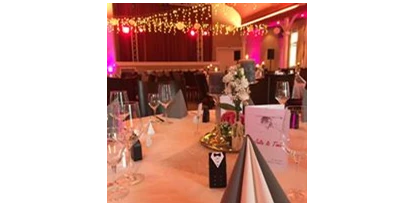 Hochzeit - Geeignet für: Firmenweihnachtsfeier - Schwarzenbek - Rosalie Landhaus Catering im Landhaus Siemers